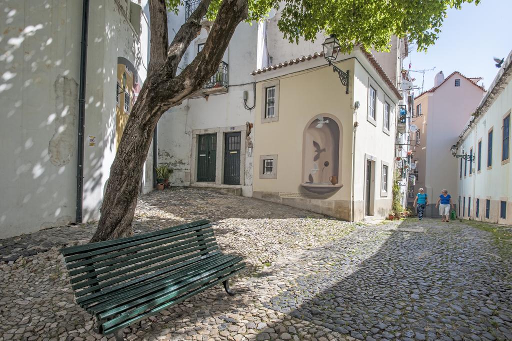 Local In Alfama! Deolinda Home, Amazing View Casa de Férias *